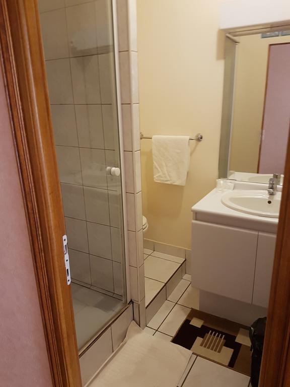 Hotel Le Petit Chateau Proche Parc Des Expositions Porte De Versailles Malakoff Buitenkant foto
